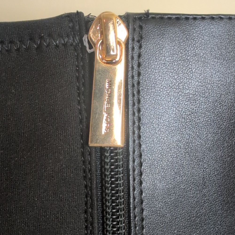 Michael Kors 5.5 Finley Leather Boot In Black/Brown, NEW In Box - Picture 11 of 16
